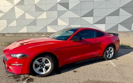Ford Mustang VI рестайлинг, 2018 год, 2 750 000 рублей, 5 фотография