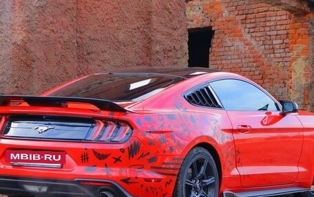 Ford Mustang VI рестайлинг, 2018 год, 2 750 000 рублей, 2 фотография