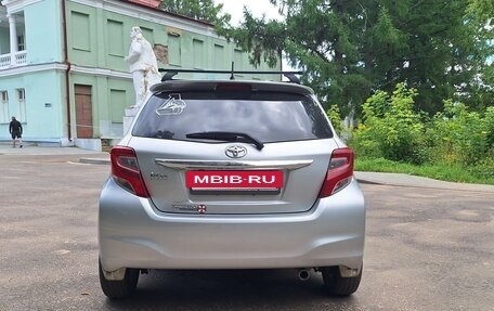 Toyota Vitz, 2014 год, 680 000 рублей, 2 фотография