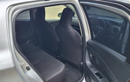 Toyota Vitz, 2014 год, 680 000 рублей, 9 фотография