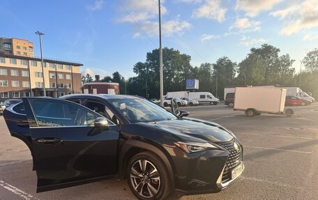 Lexus UX I, 2019 год, 2 500 000 рублей, 2 фотография