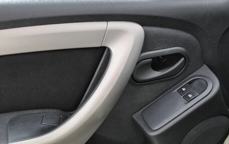 Renault Duster I рестайлинг, 2015 год, 689 000 рублей, 13 фотография