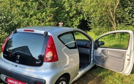 Peugeot 107 I рестайлинг, 2010 год, 450 000 рублей, 1 фотография