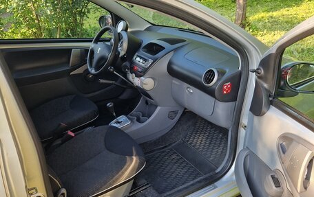 Peugeot 107 I рестайлинг, 2010 год, 450 000 рублей, 5 фотография