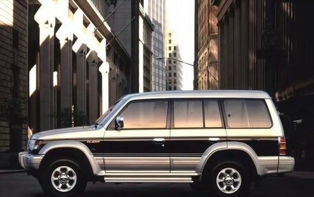 Mitsubishi Pajero III рестайлинг, 1995 год, 200 000 рублей, 3 фотография