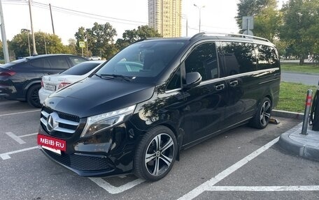 Mercedes-Benz V-Класс, 2021 год, 4 850 000 рублей, 2 фотография