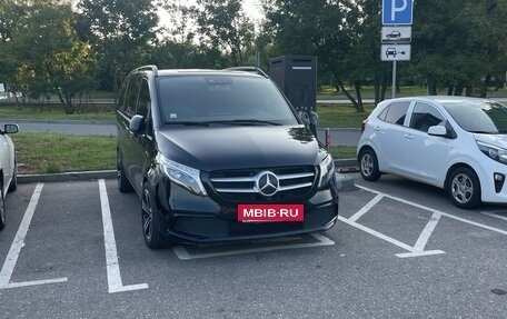 Mercedes-Benz V-Класс, 2021 год, 4 850 000 рублей, 4 фотография