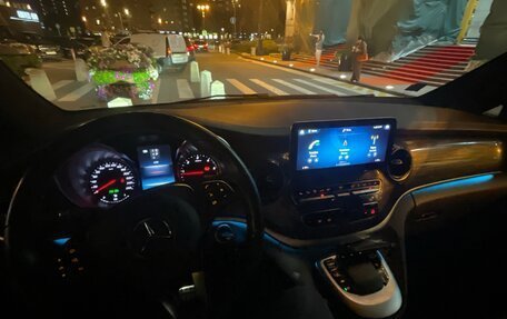 Mercedes-Benz V-Класс, 2021 год, 4 850 000 рублей, 10 фотография