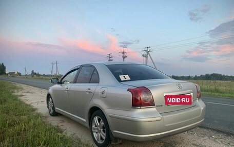 Toyota Avensis III рестайлинг, 2006 год, 650 000 рублей, 4 фотография