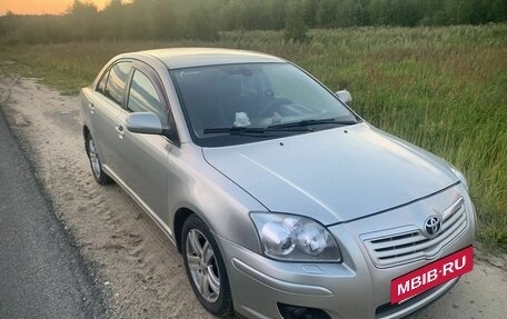 Toyota Avensis III рестайлинг, 2006 год, 650 000 рублей, 7 фотография