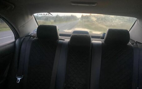 Toyota Avensis III рестайлинг, 2006 год, 650 000 рублей, 13 фотография