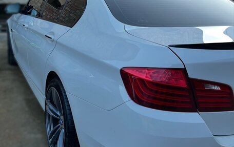 BMW 5 серия, 2016 год, 2 600 000 рублей, 2 фотография
