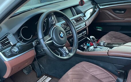 BMW 5 серия, 2016 год, 2 600 000 рублей, 16 фотография