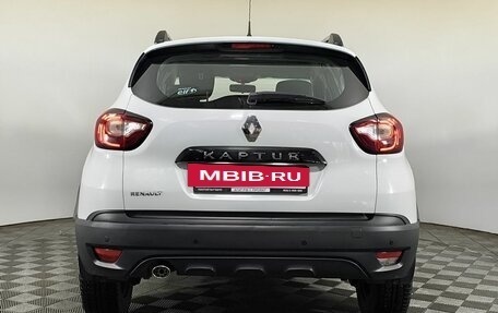 Renault Kaptur I рестайлинг, 2018 год, 905 000 рублей, 5 фотография