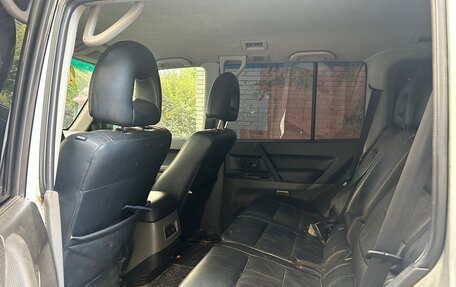 Mitsubishi Pajero III рестайлинг, 2001 год, 520 000 рублей, 5 фотография