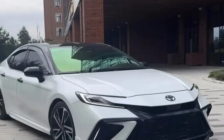 Toyota Camry, 2024 год, 4 200 000 рублей, 3 фотография