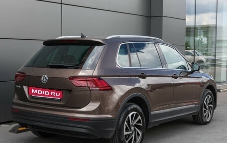 Volkswagen Tiguan II, 2019 год, 2 139 000 рублей, 6 фотография