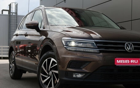 Volkswagen Tiguan II, 2019 год, 2 139 000 рублей, 20 фотография