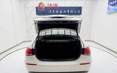 Mercedes-Benz A-Класс, 2022 год, 2 000 999 рублей, 15 фотография