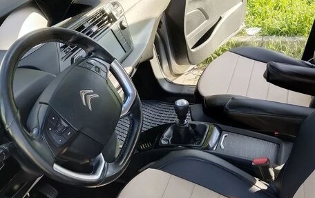 Citroen C4 Picasso II рестайлинг, 2017 год, 1 500 000 рублей, 6 фотография