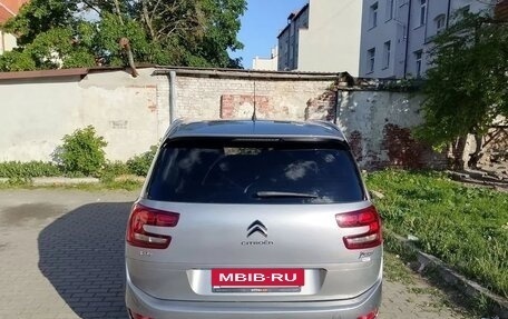 Citroen C4 Picasso II рестайлинг, 2017 год, 1 500 000 рублей, 3 фотография