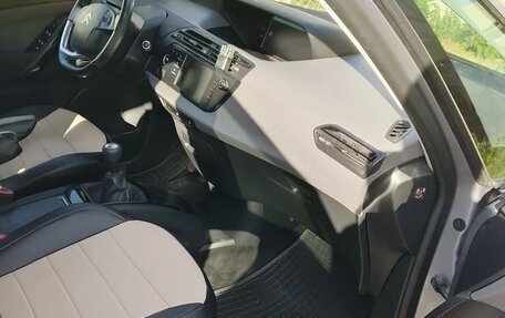 Citroen C4 Picasso II рестайлинг, 2017 год, 1 500 000 рублей, 8 фотография