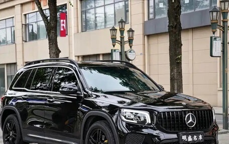 Mercedes-Benz GLB, 2022 год, 2 250 500 рублей, 2 фотография