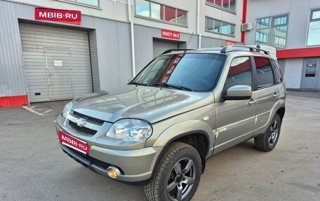 Chevrolet Niva I рестайлинг, 2012 год, 645 000 рублей, 8 фотография