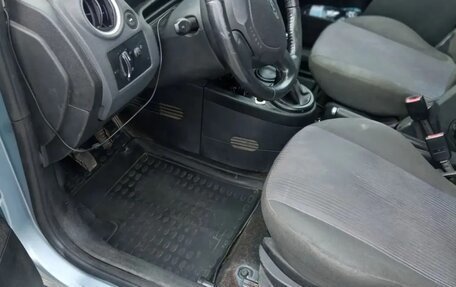 Ford Fusion I, 2006 год, 350 000 рублей, 13 фотография