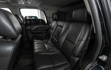Chevrolet Tahoe III, 2013 год, 1 790 000 рублей, 12 фотография