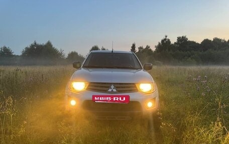 Mitsubishi L200 IV рестайлинг, 2014 год, 1 490 000 рублей, 16 фотография