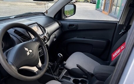 Mitsubishi L200 IV рестайлинг, 2014 год, 1 490 000 рублей, 11 фотография