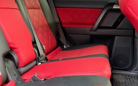Toyota Land Cruiser Prado 150 рестайлинг 2, 2022 год, 8 300 000 рублей, 16 фотография