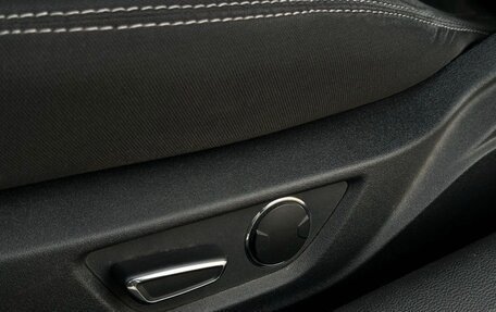 Ford Mustang VI рестайлинг, 2017 год, 2 200 000 рублей, 6 фотография