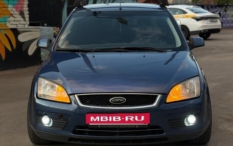 Ford Focus II рестайлинг, 2005 год, 465 000 рублей, 2 фотография