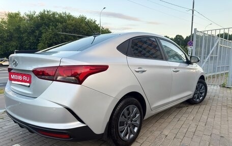 Hyundai Accent IV, 2023 год, 1 800 000 рублей, 4 фотография