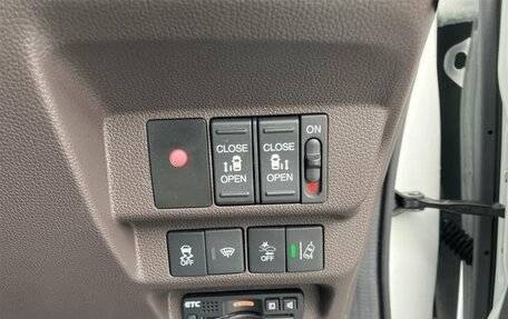 Honda Freed II, 2019 год, 1 210 000 рублей, 10 фотография