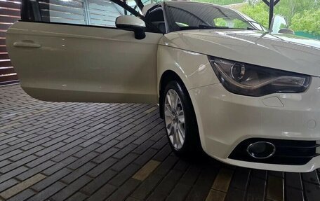 Audi A1, 2011 год, 1 150 000 рублей, 5 фотография