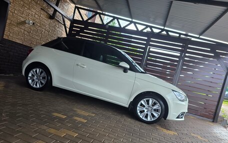 Audi A1, 2011 год, 1 150 000 рублей, 2 фотография