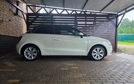 Audi A1, 2011 год, 1 150 000 рублей, 9 фотография