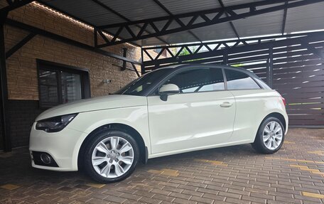 Audi A1, 2011 год, 1 150 000 рублей, 16 фотография