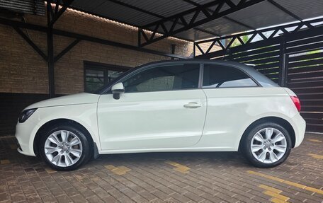 Audi A1, 2011 год, 1 150 000 рублей, 15 фотография