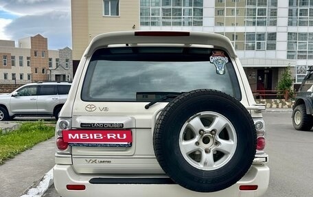 Toyota Land Cruiser 100 рестайлинг 2, 1998 год, 1 899 000 рублей, 6 фотография