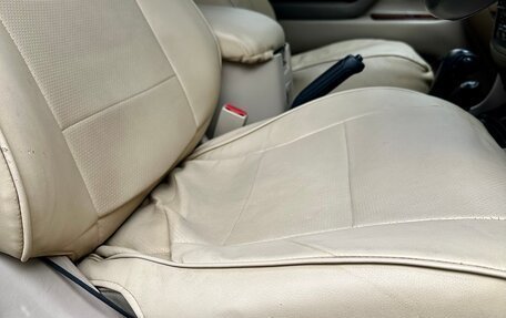 Toyota Land Cruiser 100 рестайлинг 2, 1998 год, 1 899 000 рублей, 15 фотография
