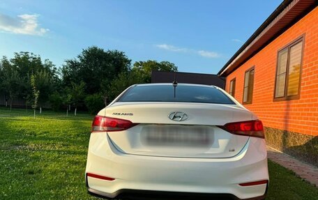 Hyundai Solaris II рестайлинг, 2018 год, 1 300 000 рублей, 8 фотография