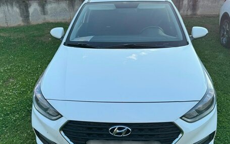 Hyundai Solaris II рестайлинг, 2018 год, 1 300 000 рублей, 3 фотография