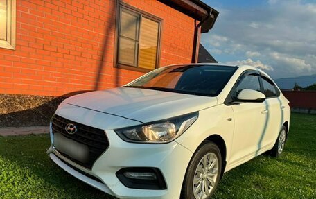 Hyundai Solaris II рестайлинг, 2018 год, 1 300 000 рублей, 7 фотография