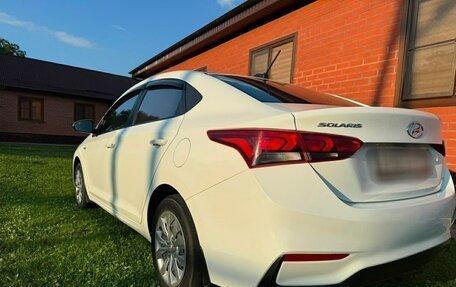 Hyundai Solaris II рестайлинг, 2018 год, 1 300 000 рублей, 11 фотография