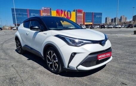 Toyota C-HR I рестайлинг, 2019 год, 2 190 000 рублей, 1 фотография