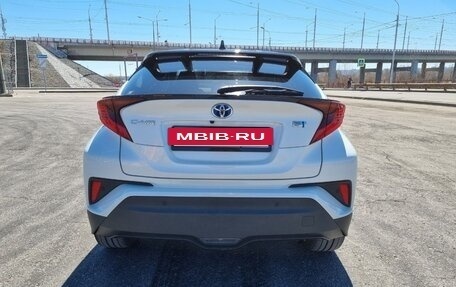 Toyota C-HR I рестайлинг, 2019 год, 2 190 000 рублей, 3 фотография